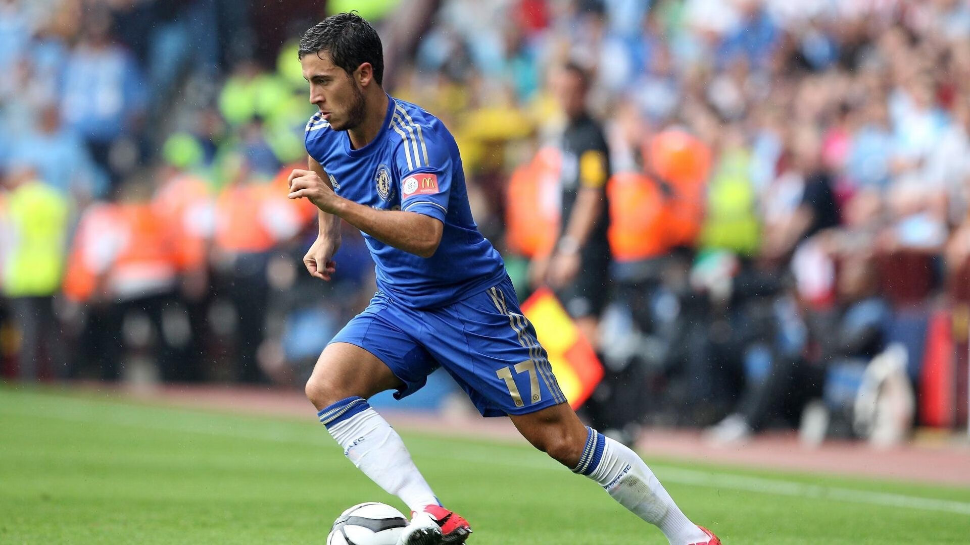 柯尔赞冲刺阶段爆发力十足，科尔阿赞