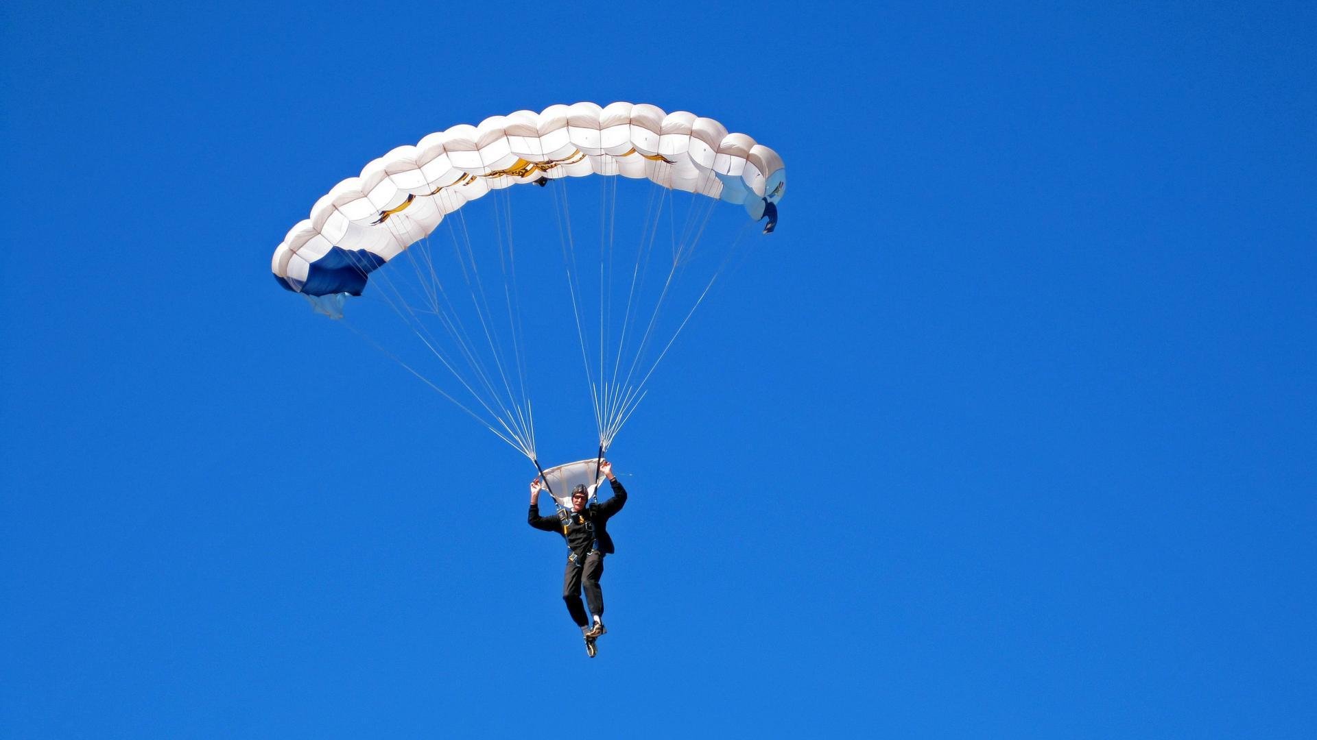 爱游戏体育在线赛事-陈艺文用表现回应质疑，陈艺文是男是女